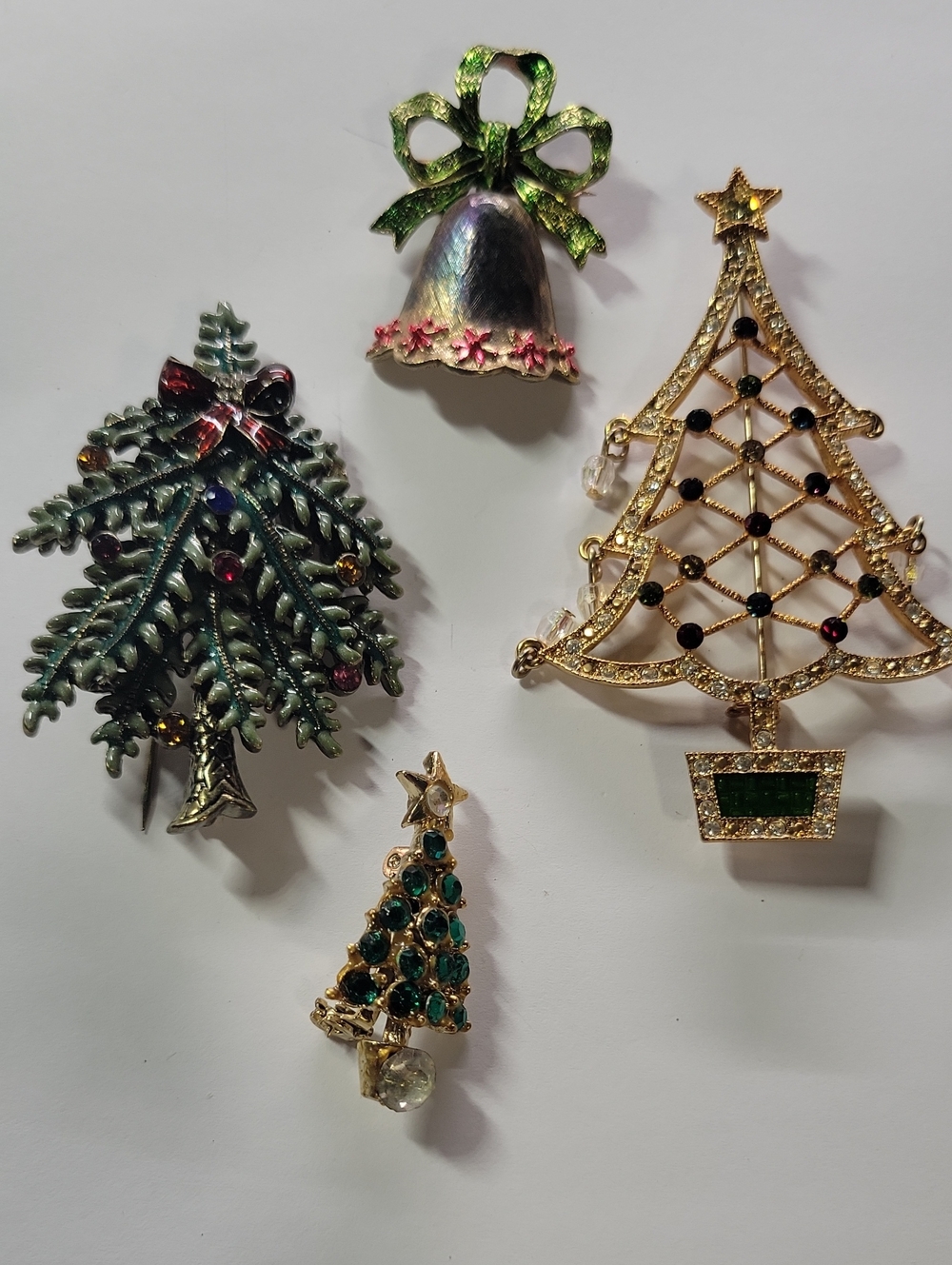 Vintage Christmas Tree & Bell Brooch Lot - Green,